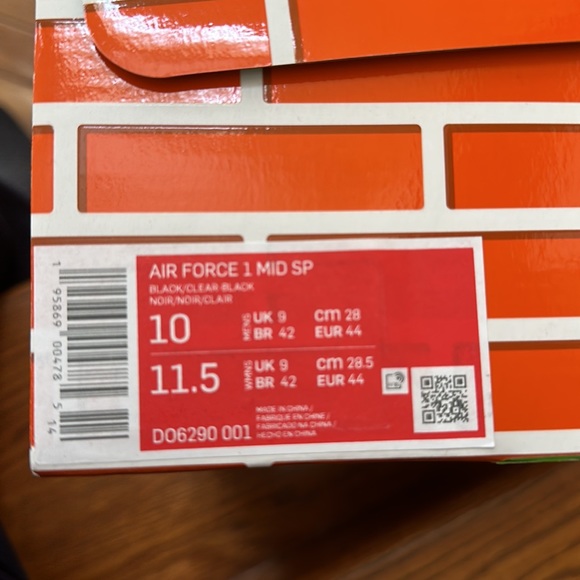 Nike Off-White x Air Force 1 Mid 'Black - Picture 10 of 10